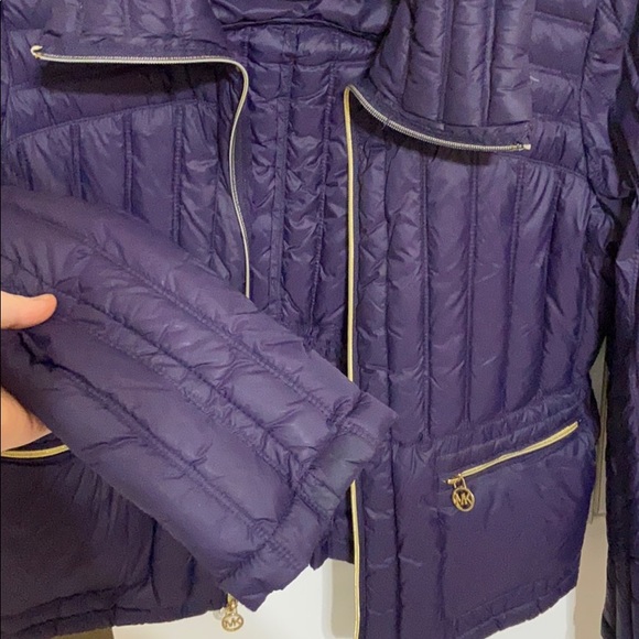 MICHAEL by Michael Kors Lightwt Thin Puffer Jacket - Picture 4 of 6